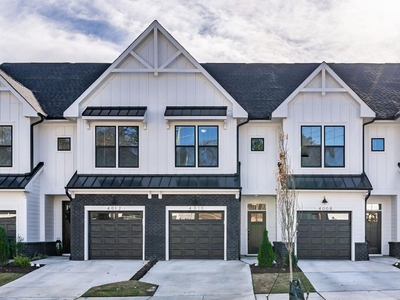 Luxury Townhouse for sale in Raleigh, United States