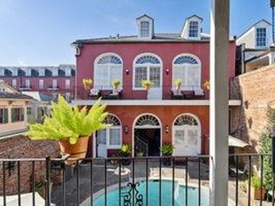 1301 Chartres Street # 7