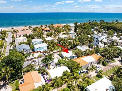 2 bedroom luxury Villa for sale in Boynton Beach, Florida