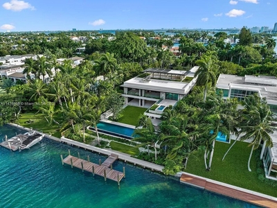 24 room luxury Villa for sale in Miami Beach, United States