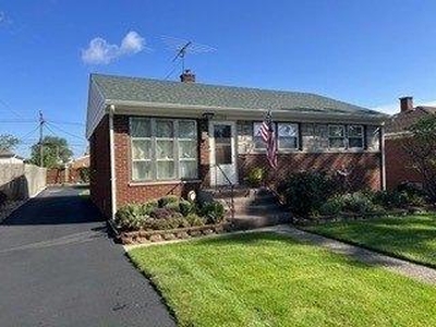 3 bedroom, Chicago Heights IL 60411