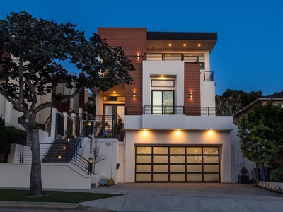 4 bedroom luxury Detached House for sale in Redondo Beach, United States