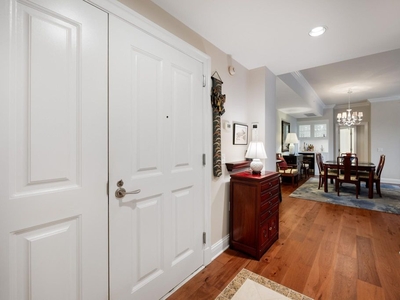 8 room luxury Apartment for sale in Baltimore, Maryland
