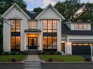 6 bedroom luxury Detached House for sale in Newton, Massachusetts