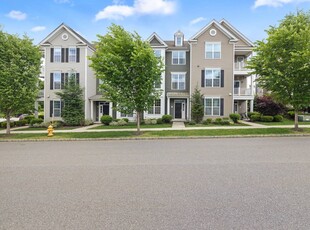Luxury Townhouse for sale in Westborough, Massachusetts