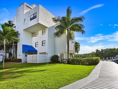 Luxury Townhouse for sale in Sunny Isles Beach, United States