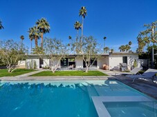 Luxury 3 bedroom Detached House in 1027 East San Lucas Road, Palm Springs, Riverside County, California