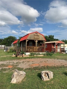 Home For Sale In Leedey, Oklahoma