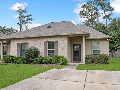 Home For Sale In Mandeville, Louisiana