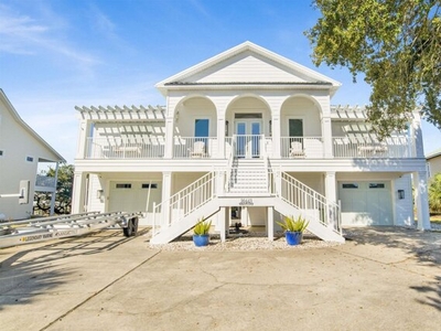 Home For Sale In Orange Beach, Alabama