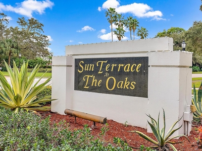 5203 Red Oak Court, Palm Beach Gardens, FL, 33410 | 2 BR for sale, Townhouse sales