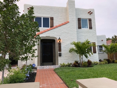 523 28th Street, West Palm Beach, FL, 33407 | 6 BR for sale, single-family sales