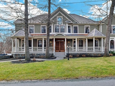 Home For Sale In Saratoga Springs, New York