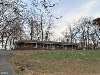 Home For Sale In Shenandoah, Virginia