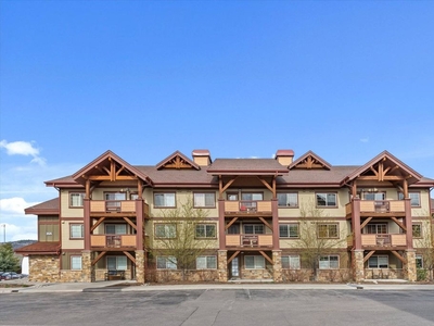 2 bedroom luxury Apartment for sale in Steamboat Springs, Colorado