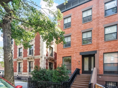 4 bedroom luxury Townhouse for sale in Brooklyn, New York