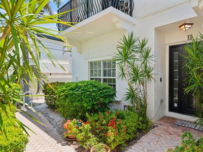 Luxury Townhouse for sale in Delray Beach, Florida