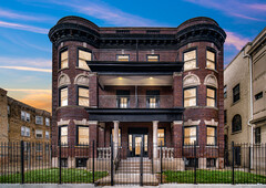 4924 S KING Drive, Chicago, IL 60615