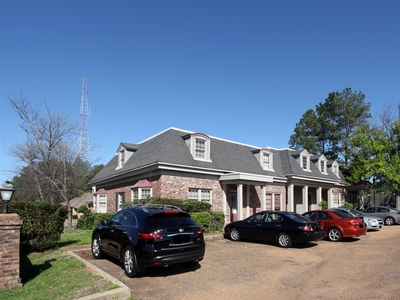 5440 Executive Pl, Jackson, MS 39206 - Office for Sale