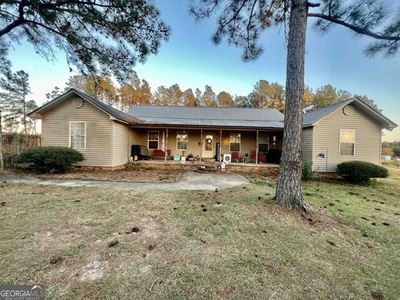 Home For Sale In Eastman, Georgia