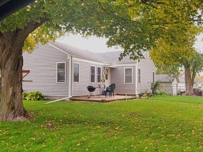 Home For Sale In Grand Ridge, Illinois