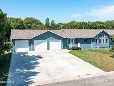 Home For Sale In Hatton, North Dakota