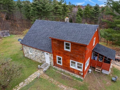 Home For Sale In Hebron, Maine