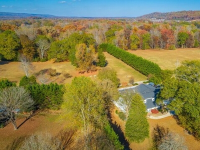 Home For Sale In Hixson, Tennessee