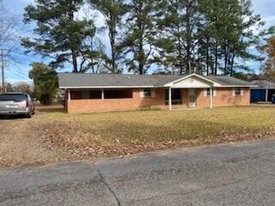 Home For Sale In Houston, Mississippi