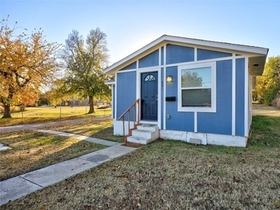 Home For Sale In Midwest City, Oklahoma
