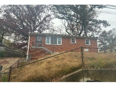 Preforeclosure Single-family Home In Capitol Heights, Maryland