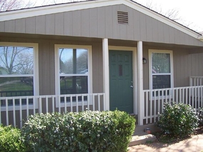 Flat For Rent In Marble Falls, Texas