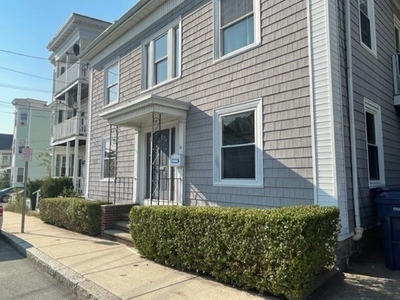 Flat For Rent In Salem, Massachusetts