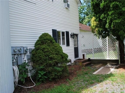 Flat For Rent In Warwick, New York