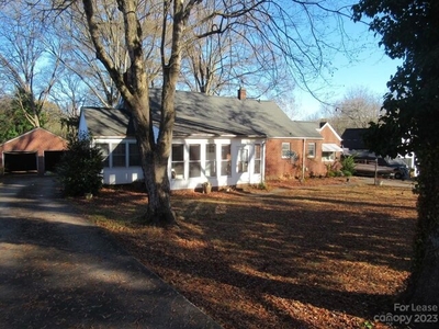 Home For Rent In Lincolnton, North Carolina
