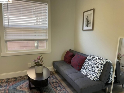 Home For Rent In Oakland, California