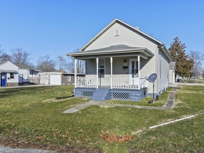 Home For Sale In Auburn, Illinois