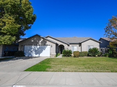 Home For Sale In Fowler, California