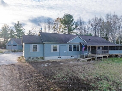 Home For Sale In Franklin, Maine