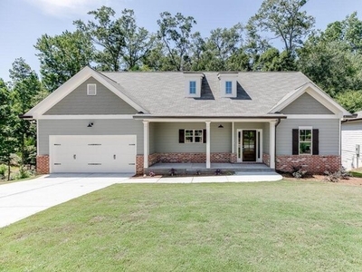 Home For Sale In Jefferson, Georgia
