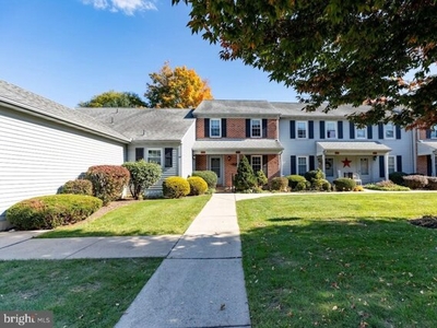 Home For Sale In New Holland, Pennsylvania