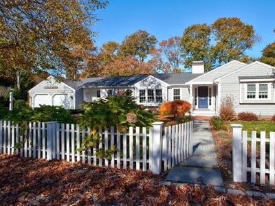 Home For Sale In Osterville, Massachusetts