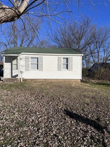 Home For Sale In Sullivan, Missouri