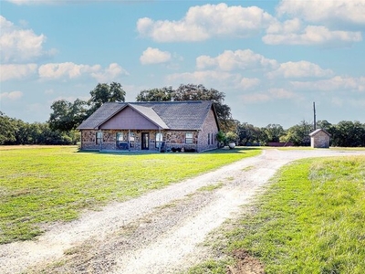 Home For Sale In Sunset, Texas