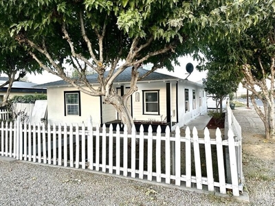 Home For Sale In Taft, California