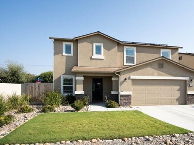 Home For Sale In Tulare, California