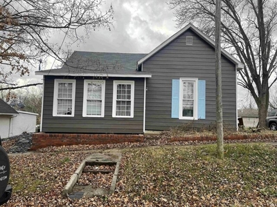 Home For Sale In Winslow, Indiana