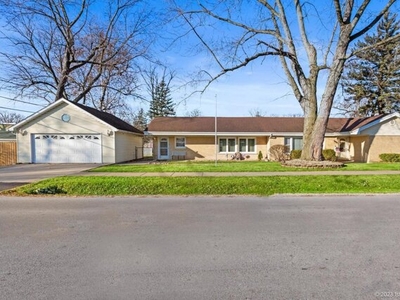 Home For Sale In Worth, Illinois