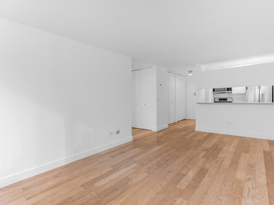 2 South End Avenue 7M, New York, NY, 10280 | Nest Seekers