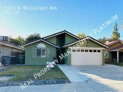 6215 N. McCaffrey Ave., Fresno, CA 93722 - House for Rent